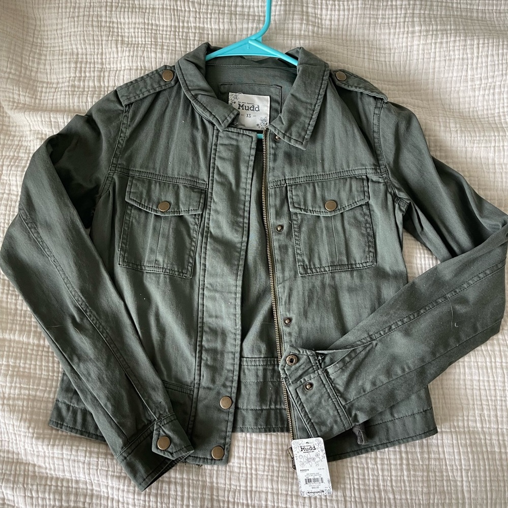 Green jacket with gold details. From Mudd size XS. Never worn with tags